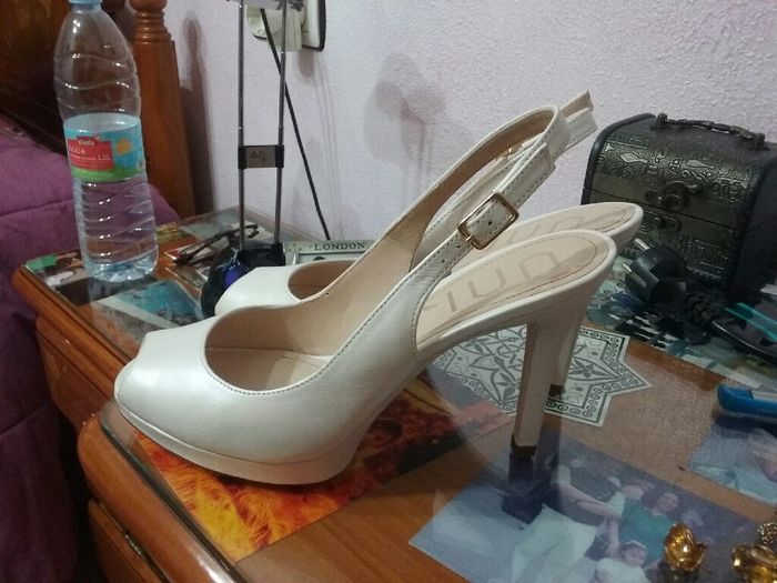 Ya tengo los zapatos - 1