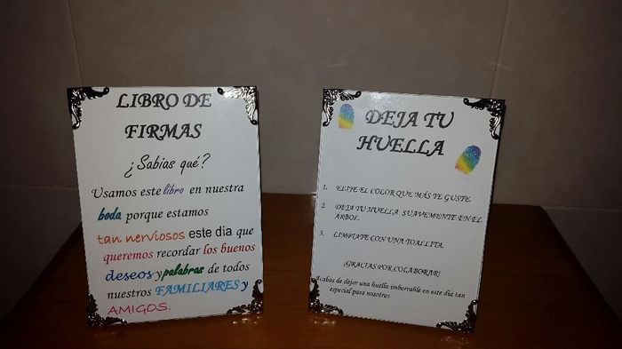 Cuadro con texto para arbol y libro firmas - 3