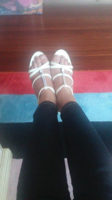 Vuestros zapatos 20