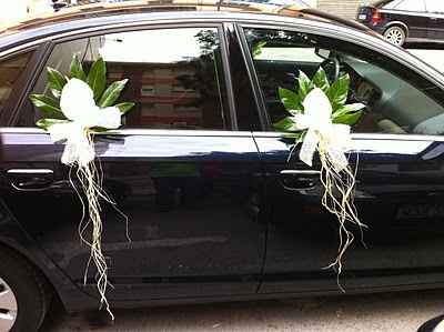 DETALLE FLORAL COCHE