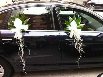 DETALLE FLORAL COCHE