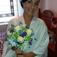 Ramo de novia de jazmin blanco y azul - 1