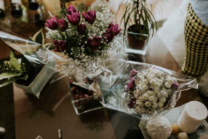 novia indignada con el precio de la flores - 1