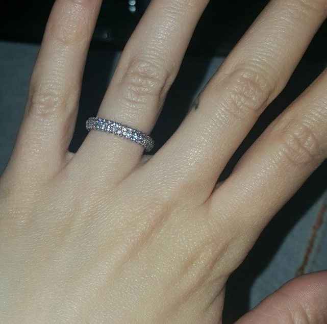 Pongamos todas nuestro anillo de compromiso - 1