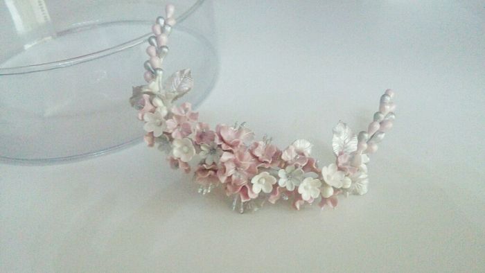 Tiendas de tocados de novias en cantabria? - 1