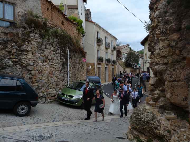 camino a la iglesia