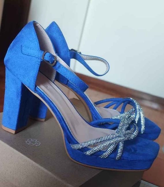 Zapatos blancos o de color? 1