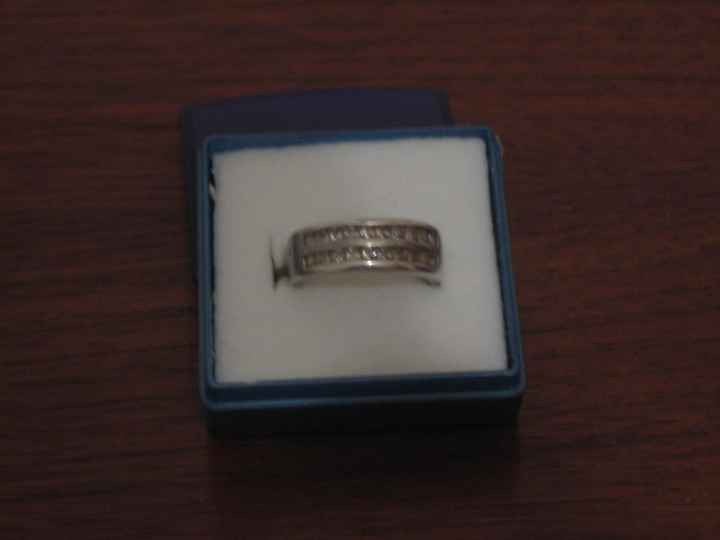 anillo de compromiso