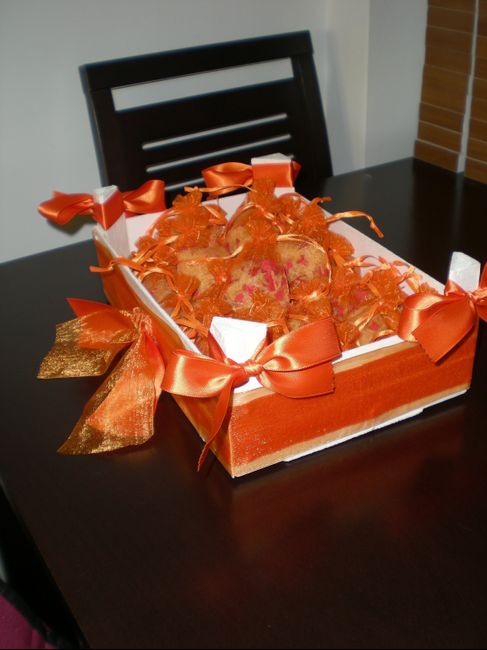 Caja y bolsitas 2