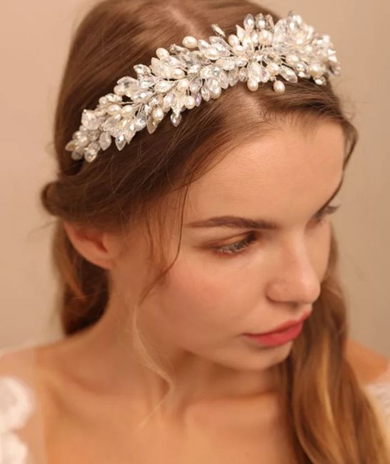 Indecisa con la tiara 6