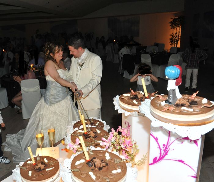 Pastel 3 Chocolates