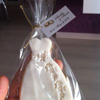 regalo traje novia, embolsado y con etiqueta