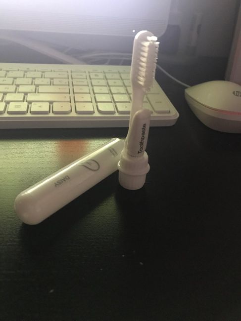 Cepillo y pasta de dientes mini - 2