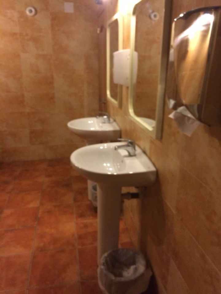 Baño del banquete (hombres)