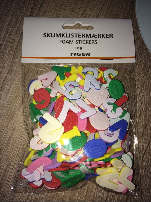 letritas pegar goma Tiger Stores
