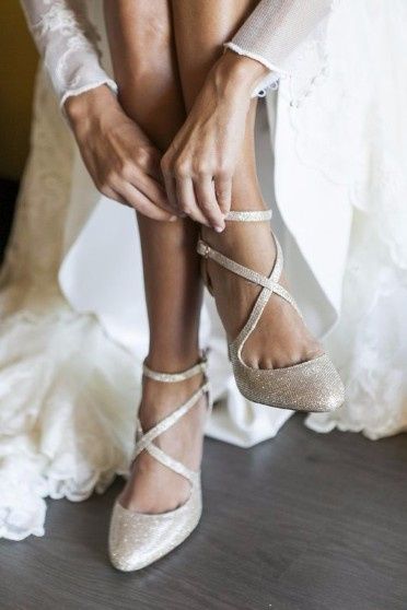 Zapatos cruzados