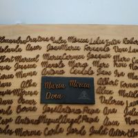 Nombres de madera para cada invitado - 4