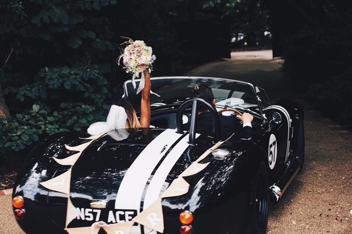¡El cantante John Newman comparte las fotos de su boda! 8