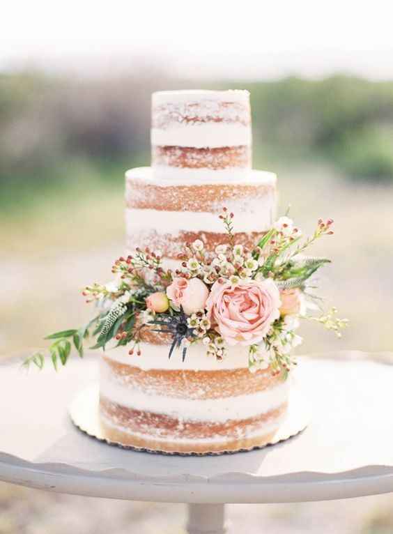 Naked cakes