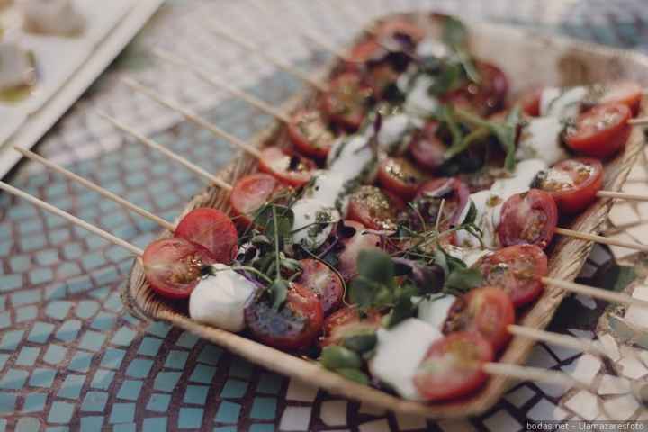 Brochetas de cherry y mozzarella