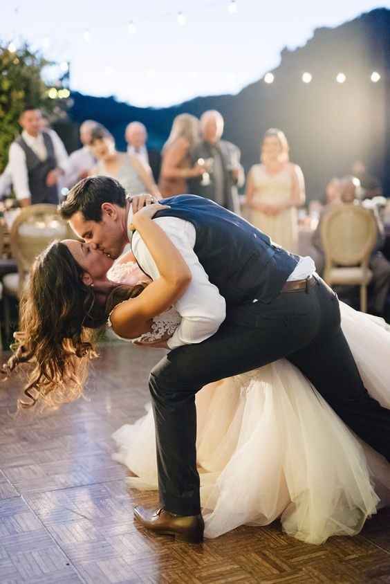 pareja bailando