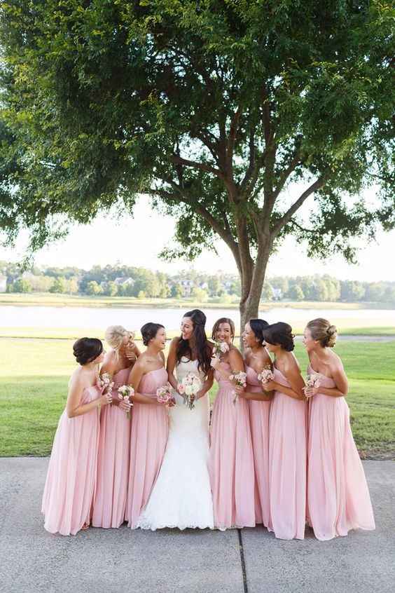 El vestido de las damas de honor