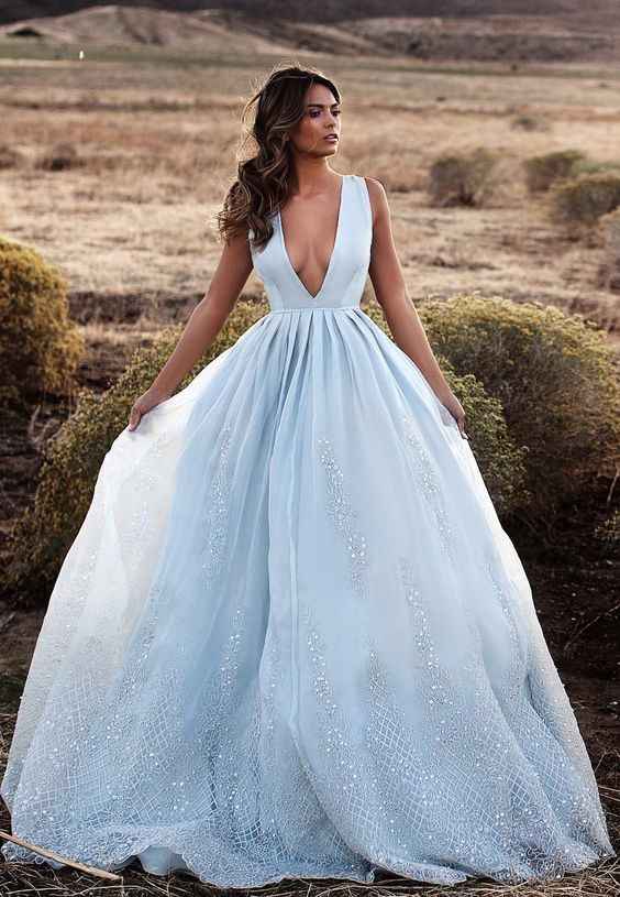 vestido azul de novia