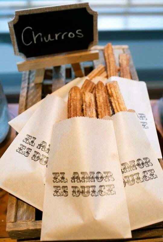 churros con chocolate