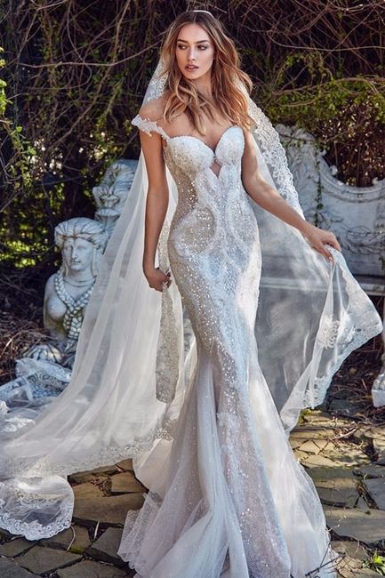 difference between a line and ball gown