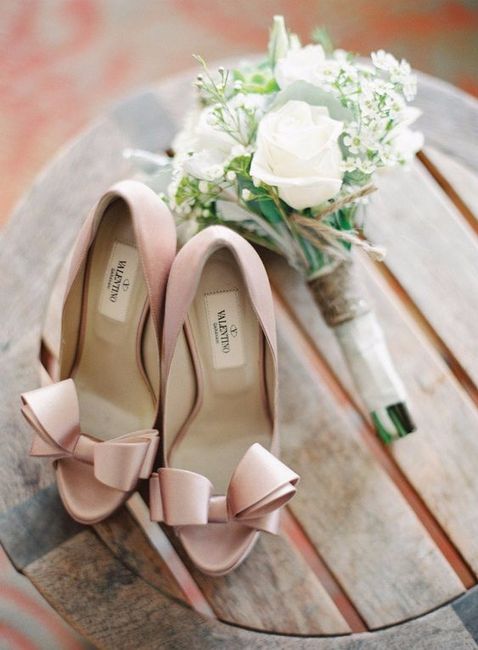 Help this bride choose her shoes! 2