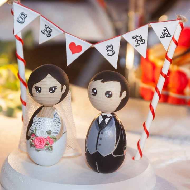 kokeshi wedding cake topper