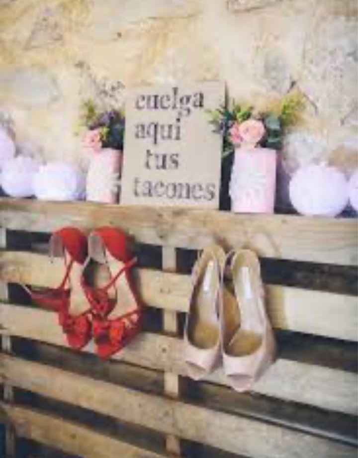 Urge Opinión: Bailarinas/manoletinas: Donde dejan los tacones las invitadas al ponerse las bailarina
