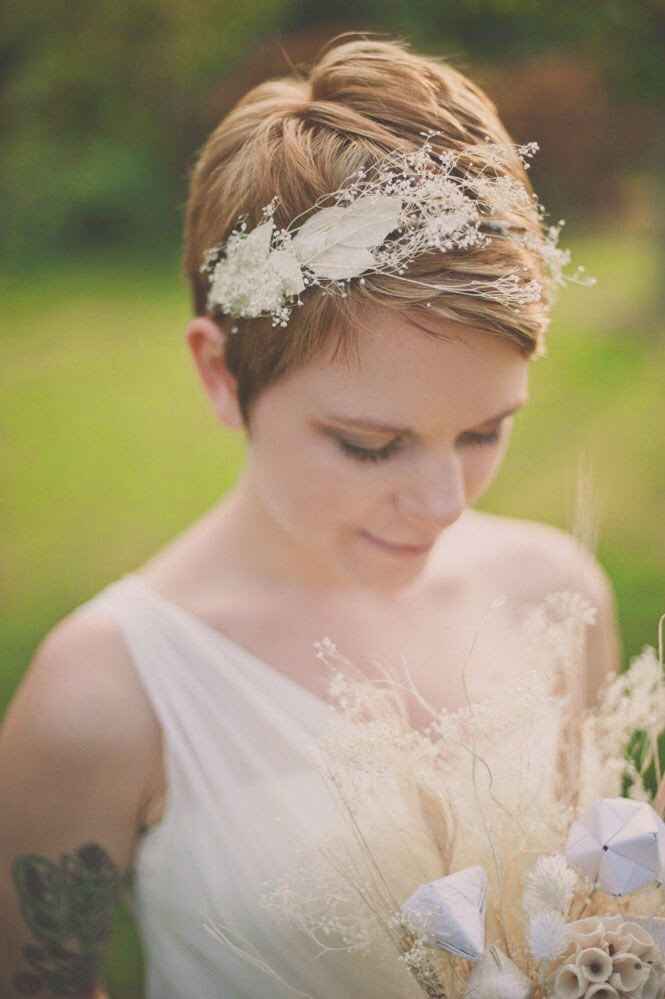 Tocado para novias de pelo cortito? - 3
