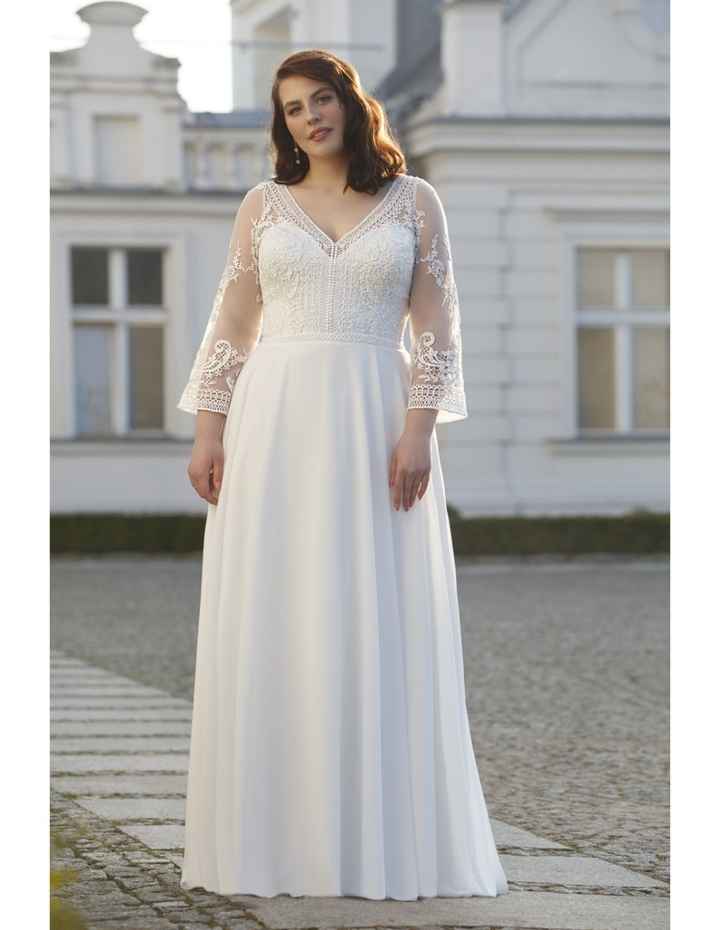 Búsqueda de vestidos... Aplazada. - 2