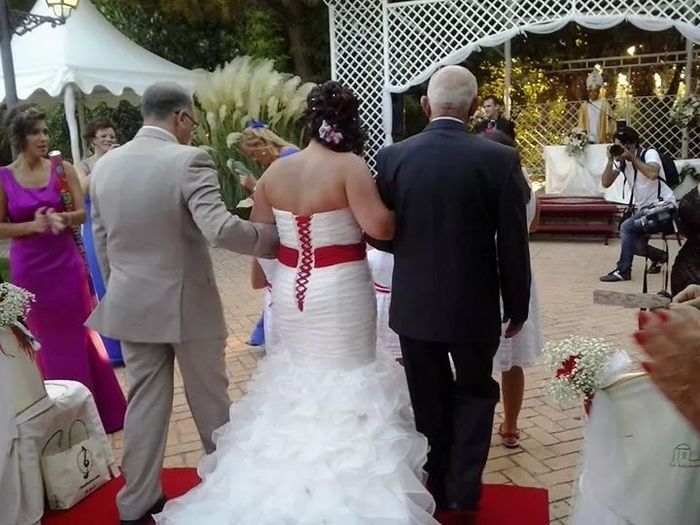 Detalles al vestido - 1