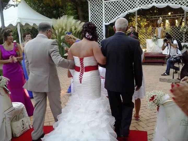 Detalles al vestido - 1
