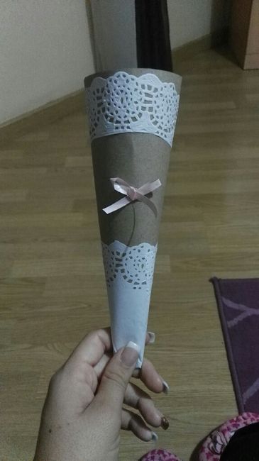 Conos y árbol de huellas diy - 2