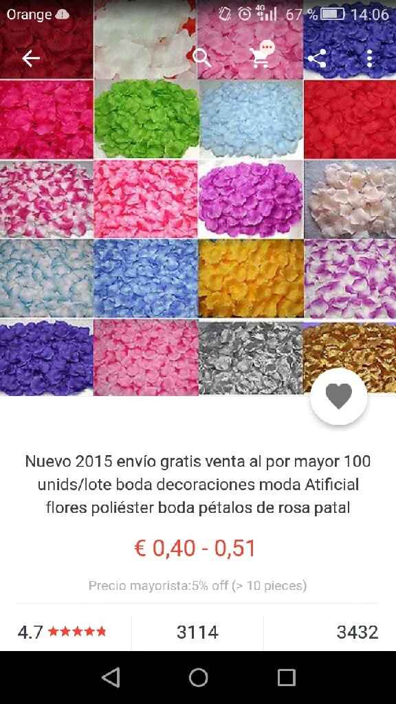 Arroz de colores y pétalos de rosa - 1