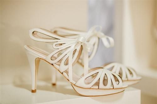 Inspiracion zapatos de novia: 33 tacones para novias atrevidas - 12