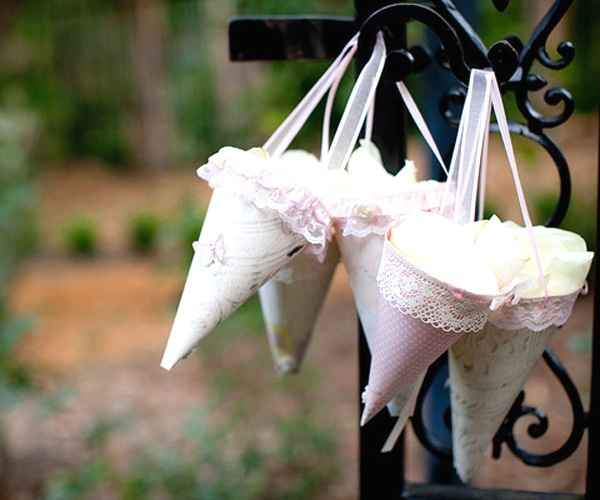 conos decoracion iglesia diy