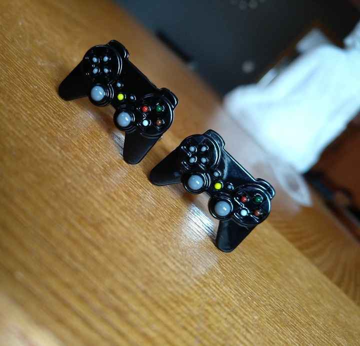 Los gemelos que le he regalado a mi chico😁😁 - 1