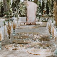 ¿Decorarías así tu pasillo al altar? - 1