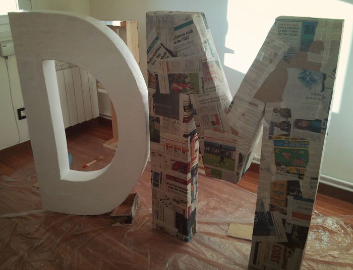 Letras gigantes papel maché
