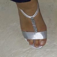 Que os parecen estos zapatos plateados?  - 1