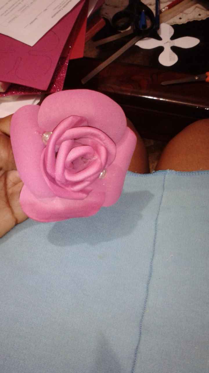 Rosas goma eva para novatas (como yo) - 1