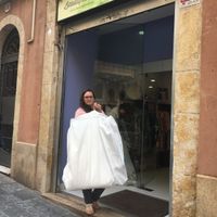 Uñas hechas y vestido recogido - 2