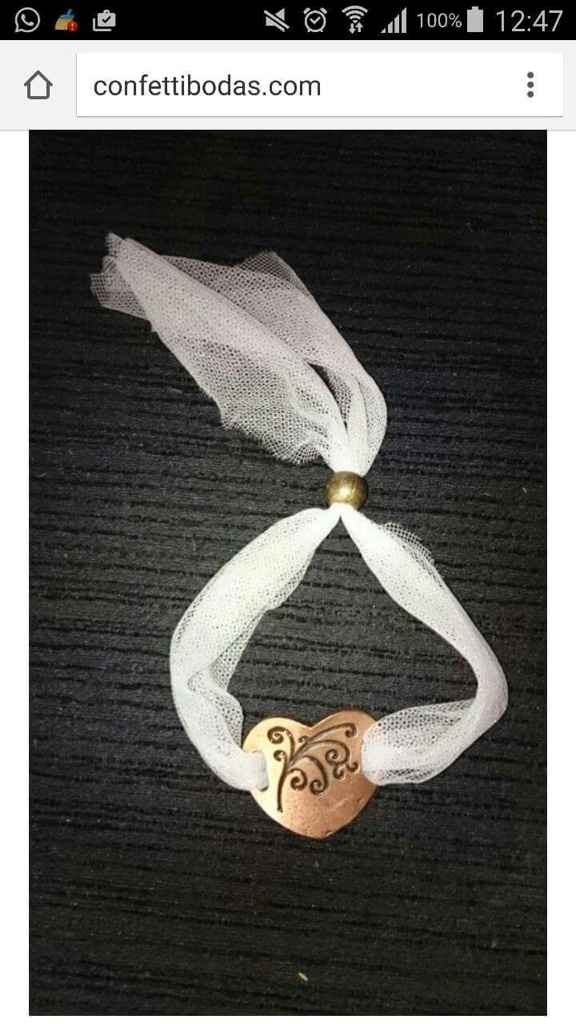 Pulseras con el vestido de novia - 2