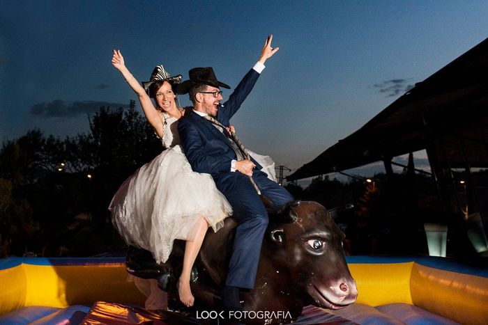 ¡Toro mecánico para nuestra boda! 3