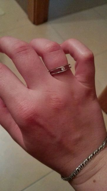 Pongamos todas nuestro anillo de compromiso - 1