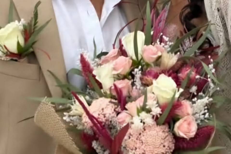 Ramo de novia y prendido